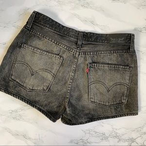 Levi’s High Waist Denim Shorts Silver Tab Size 7